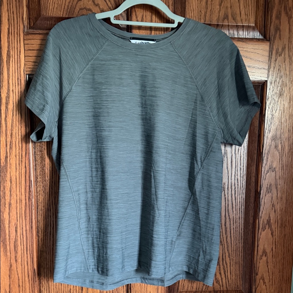 Athleta Gray Short Sleeve T-Shirt